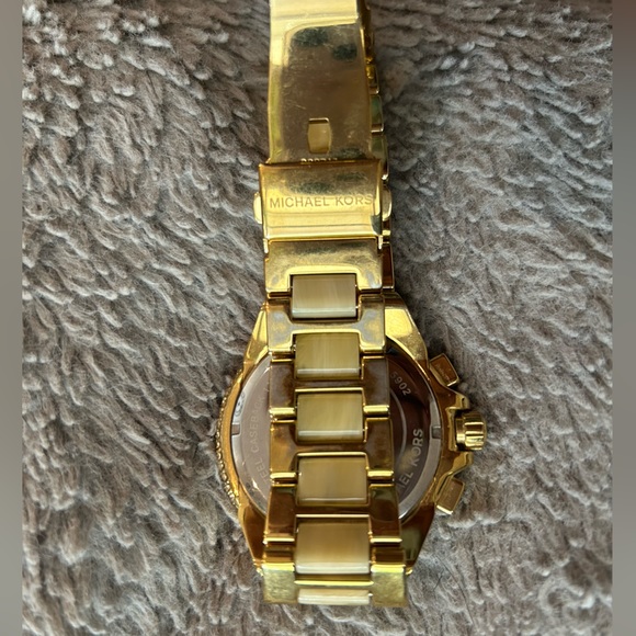 Michael Kors Camille Gold Dial Gold Steel Strap Watch for Women - MK5902 - Picture 5 of 11